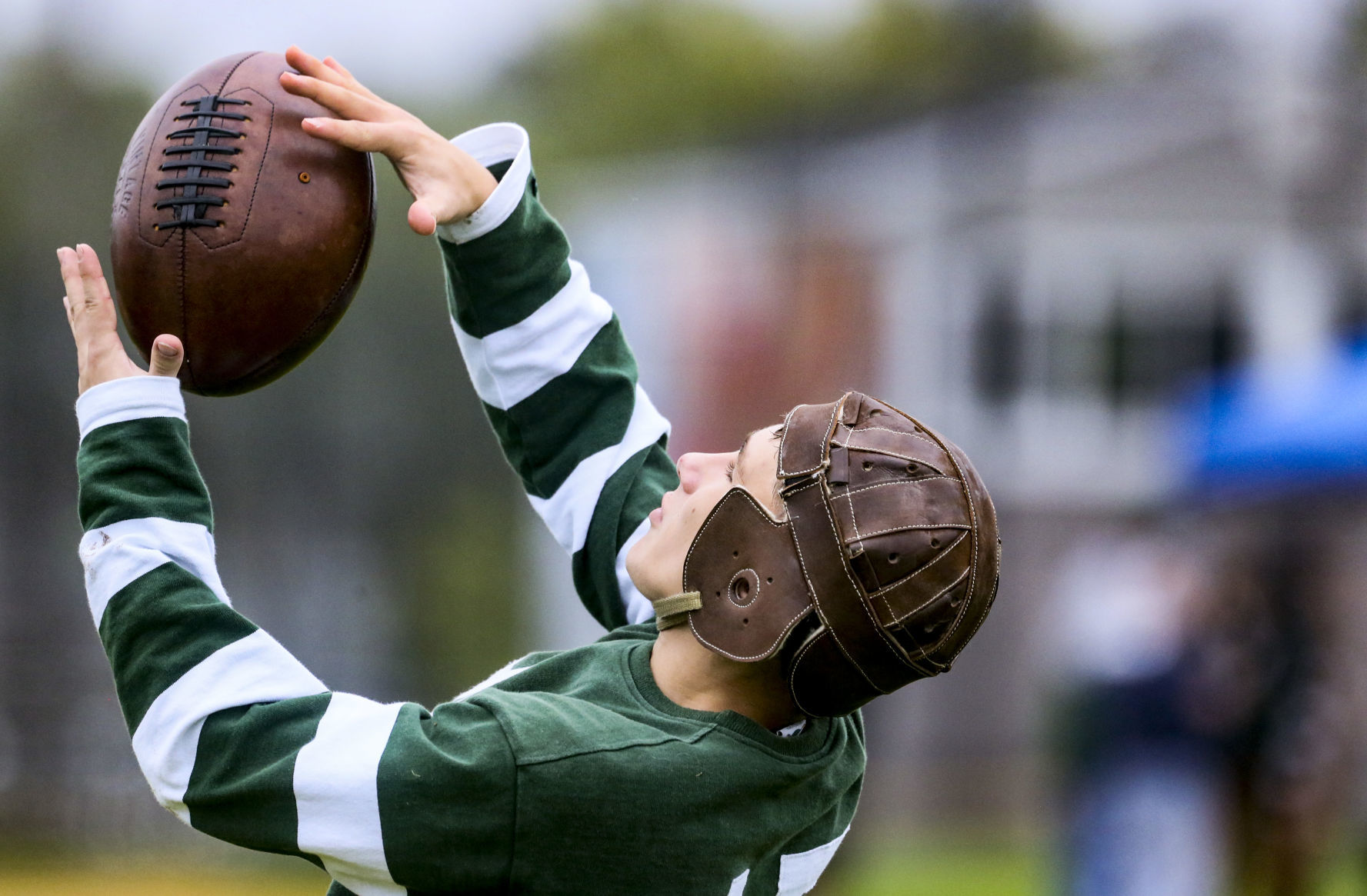 092919-mda-nws-vintagefootball-12.jpg